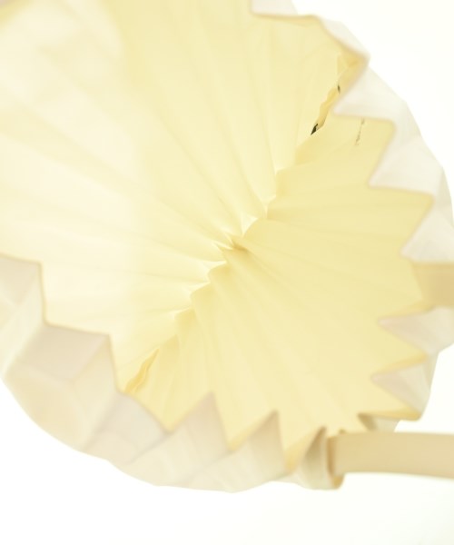 me ISSEY MIYAKE（ミーイッセイミヤケ）トートバッグ 白 サイズ:- レディース/2200701052041