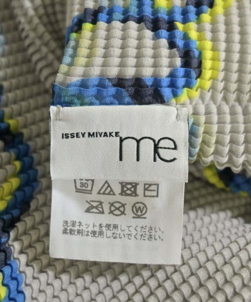 me ISSEY MIYAKE（ミーイッセイミヤケ）ブラウス グレー サイズ:-(L位) レディース/2200652557183
