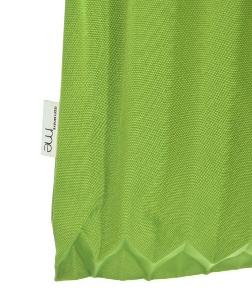 me ISSEY MIYAKE（ミーイッセイミヤケ）トートバッグ 緑 サイズ:- レディース/2200710250063
