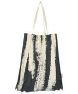 me ISSEY MIYAKE（ミーイッセイミヤケ）トートバッグ 白 サイズ:- レディース/2200710250070