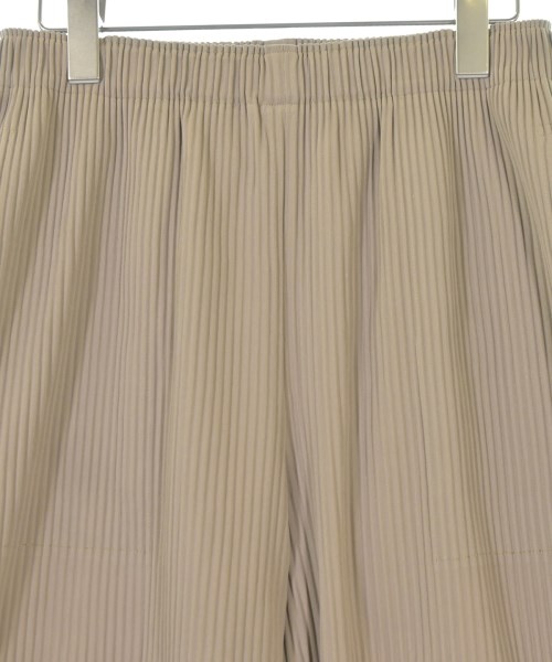 me ISSEY MIYAKE（ミーイッセイミヤケ）クロップドパンツ ベージュ サイズ:-(M位) レディース/2200718730086