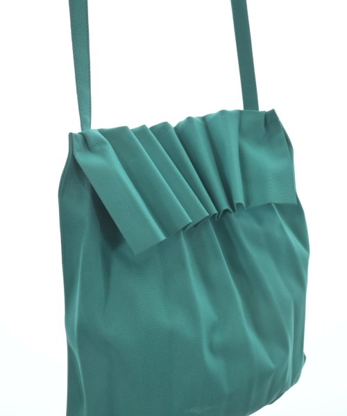 me ISSEY MIYAKE（ミーイッセイミヤケ）ショルダーバッグ 緑 サイズ:- レディース/2200646393049