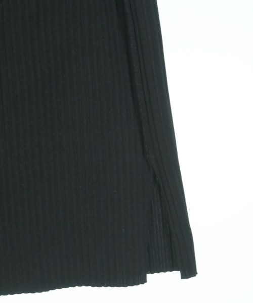 me ISSEY MIYAKE（ミーイッセイミヤケ）ひざ丈スカート 黒 サイズ:-(M位) レディース/2200647123089