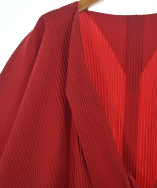 me ISSEY MIYAKE（ミーイッセイミヤケ）その他 赤 サイズ:F レディース/2200651951456