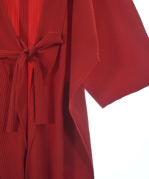 me ISSEY MIYAKE（ミーイッセイミヤケ）その他 赤 サイズ:F レディース/2200651951456