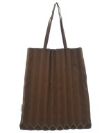 me ISSEY MIYAKE（ミーイッセイミヤケ）トートバッグ 茶 サイズ:- レディース/2200699458085