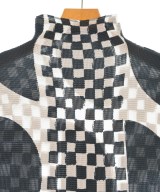 me ISSEY MIYAKE（ミーイッセイミヤケ）カジュアルシャツ ベージュ サイズ:-(S位) レディース/2200705742023