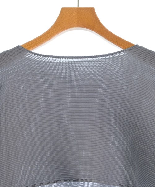 me ISSEY MIYAKE（ミーイッセイミヤケ）カジュアルシャツ グレー サイズ:F レディース/2200663858101