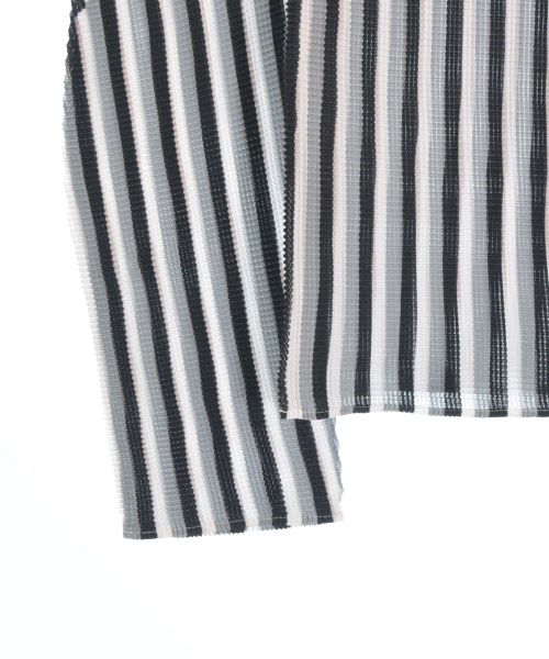 me ISSEY MIYAKE（ミーイッセイミヤケ）ブラウス グレー サイズ:F レディース/2200666577191