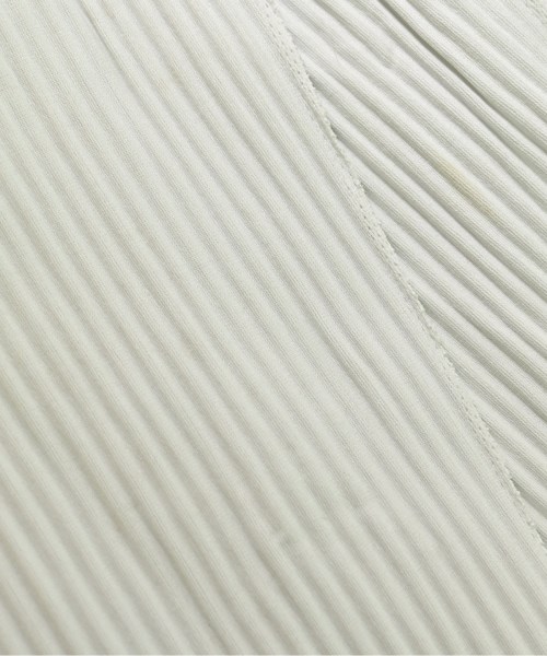 me ISSEY MIYAKE（ミーイッセイミヤケ）その他 白 サイズ:-(M位) レディース/2200668677066