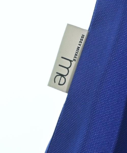 me ISSEY MIYAKE（ミーイッセイミヤケ）トートバッグ 青 サイズ:- レディース/2200732855062