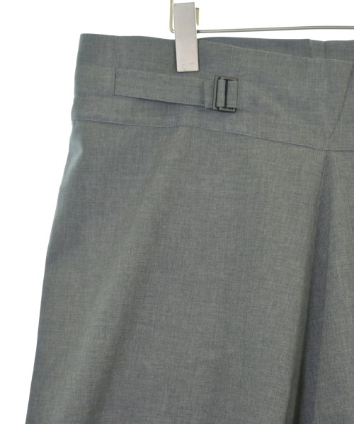 me ISSEY MIYAKE（ミーイッセイミヤケ）ショートパンツ グレー サイズ:F レディース/2200681769076