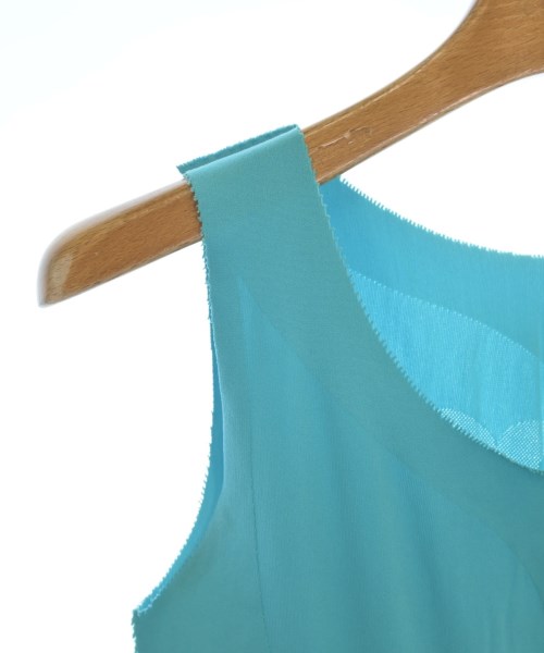 me ISSEY MIYAKE（ミーイッセイミヤケ）タンクトップ 青 サイズ:-(M位) レディース/2200683454116