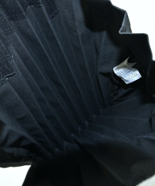 me ISSEY MIYAKE（ミーイッセイミヤケ）トートバッグ 黒 サイズ:- レディース/2200684372075