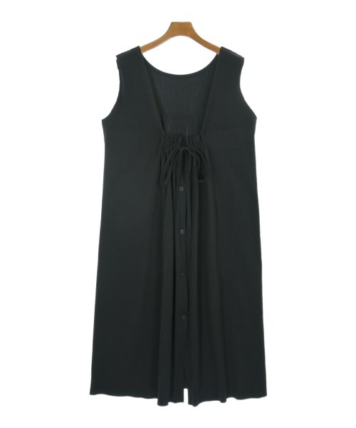 me ISSEY MIYAKE(ミーイッセイミヤケ)ワンピース 黒 サイズ:F/2200686101024