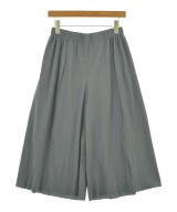 me ISSEY MIYAKE（ミーイッセイミヤケ）クロップドパンツ グレー サイズ:-(M位) レディース/2200686233015