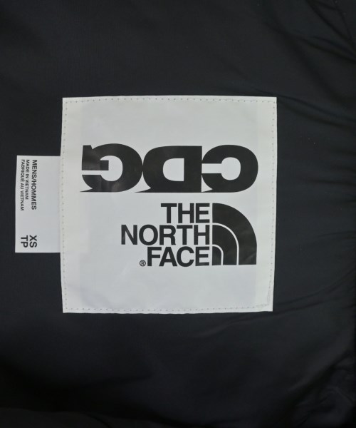 CDG（シーディージー）ダウンジャケット/ダウンベスト 黒 サイズ:XS メンズ/2200623262016