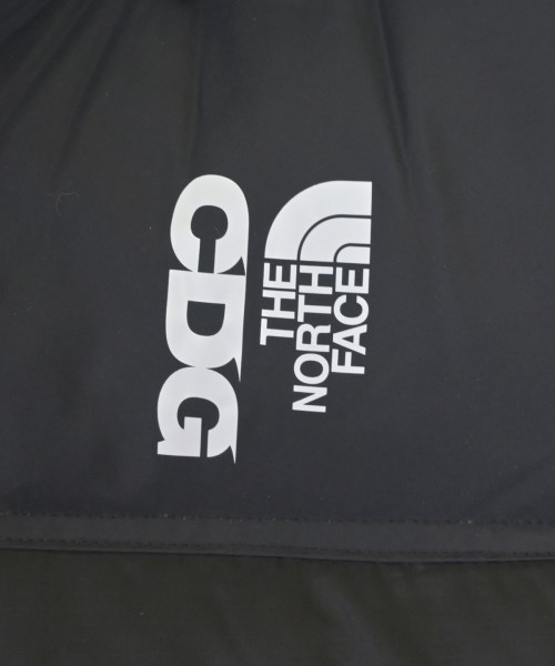 CDG（シーディージー）ダウンジャケット/ダウンベスト 黒 サイズ:XS メンズ/2200623262016