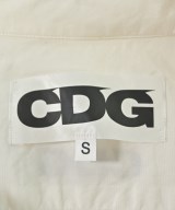 CDG（シーディージー）カジュアルシャツ 白 サイズ:S メンズ/2200681219083