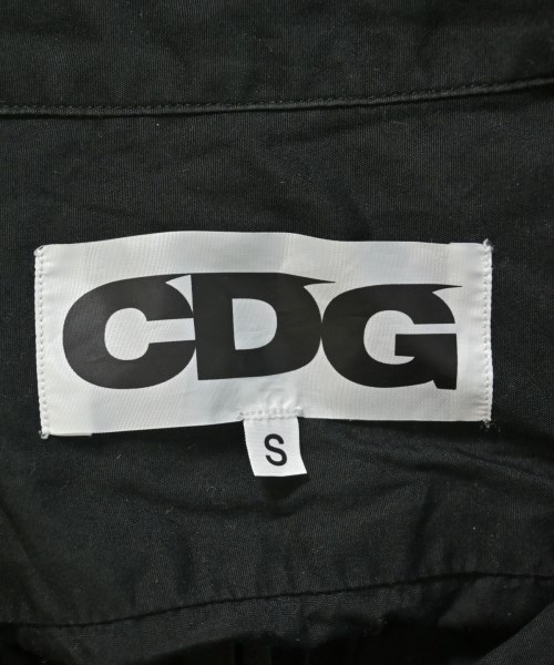 CDG（シーディージー）カジュアルシャツ 黒 サイズ:S メンズ/2200681219113