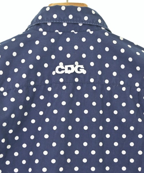 CDG（シーディージー）カジュアルシャツ 紺 サイズ:S メンズ/2200697390028