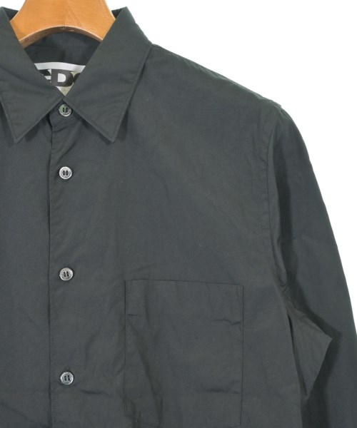 CDG（シーディージー）カジュアルシャツ 黒 サイズ:S メンズ/2200657744045