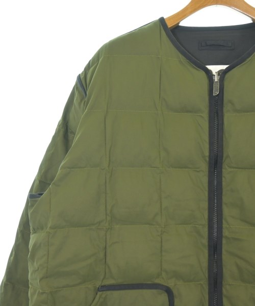 CDG（シーディージー）ダウンジャケット/ダウンベスト カーキ サイズ:L メンズ/2200663451012