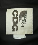 CDG（シーディージー）ダウンジャケット/ダウンベスト カーキ サイズ:L メンズ/2200663451012