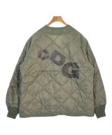 CDG（シーディージー）ダウンジャケット/ダウンベスト カーキ サイズ:L メンズ/2200669823011