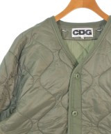 CDG（シーディージー）ダウンジャケット/ダウンベスト カーキ サイズ:L メンズ/2200669823011