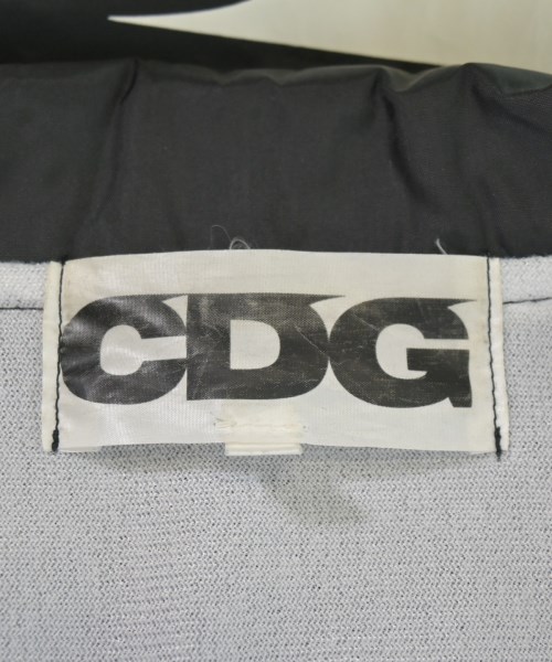 CDG（シーディージー）ブルゾン 黒 サイズ:M メンズ/2200733500060