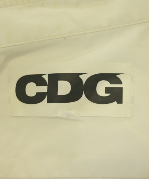 CDG（シーディージー）カジュアルシャツ 白 サイズ:L メンズ/2200687026227