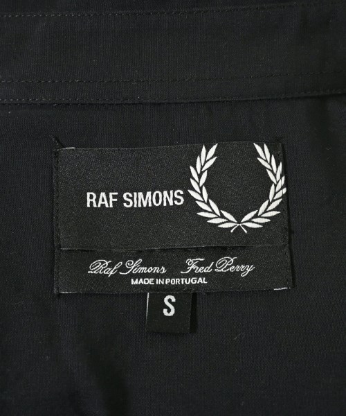 RAF SIMONS（ラフシモンズ）カジュアルシャツ 黒 サイズ:S メンズ/2200623323106