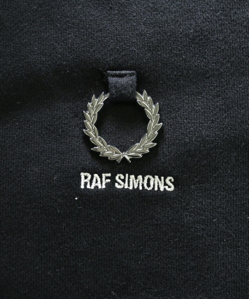 RAF SIMONS（ラフシモンズ）パーカー 黒 サイズ:L メンズ/2200631099024