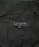 RAF SIMONS（ラフシモンズ）カジュアルシャツ 黒 サイズ:44(S位) メンズ/2200702803079
