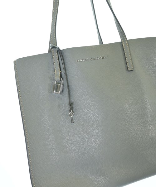 MARC JACOBS（マークジェイコブス）トートバッグ グレー サイズ:- レディース/2200631424055
