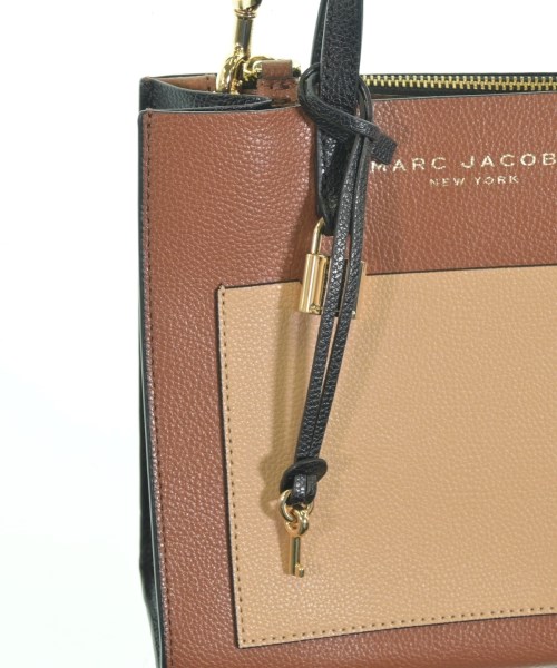 MARC JACOBS（マークジェイコブス）ハンドバッグ 茶 サイズ:- レディース/2200655619017