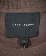 MARC JACOBS（マークジェイコブス）スウェット 茶 サイズ:XL メンズ/2200668430074