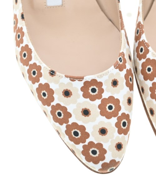 MANOLO BLAHNIK（マノロ　ブラニク）パンプス 白 サイズ:EU34 1/2(21cm位) レディース/2200629712041