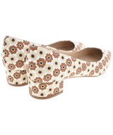 MANOLO BLAHNIK（マノロ　ブラニク）パンプス 白 サイズ:EU34 1/2(21cm位) レディース/2200629712041