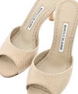 MANOLO BLAHNIK（マノロ　ブラニク）パンプス ベージュ サイズ:EU35 1/2(22cm位) レディース/2200721325071