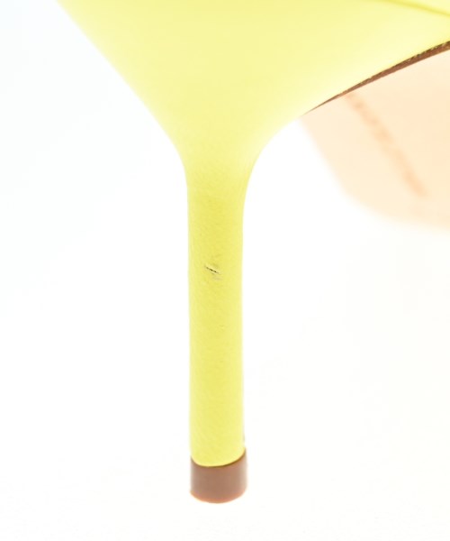 MANOLO BLAHNIK（マノロ　ブラニク）パンプス 黄 サイズ:EU37 1/2(24cm位) レディース/2200679914150