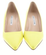 MANOLO BLAHNIK（マノロ　ブラニク）パンプス 黄 サイズ:EU37 1/2(24cm位) レディース/2200679914150