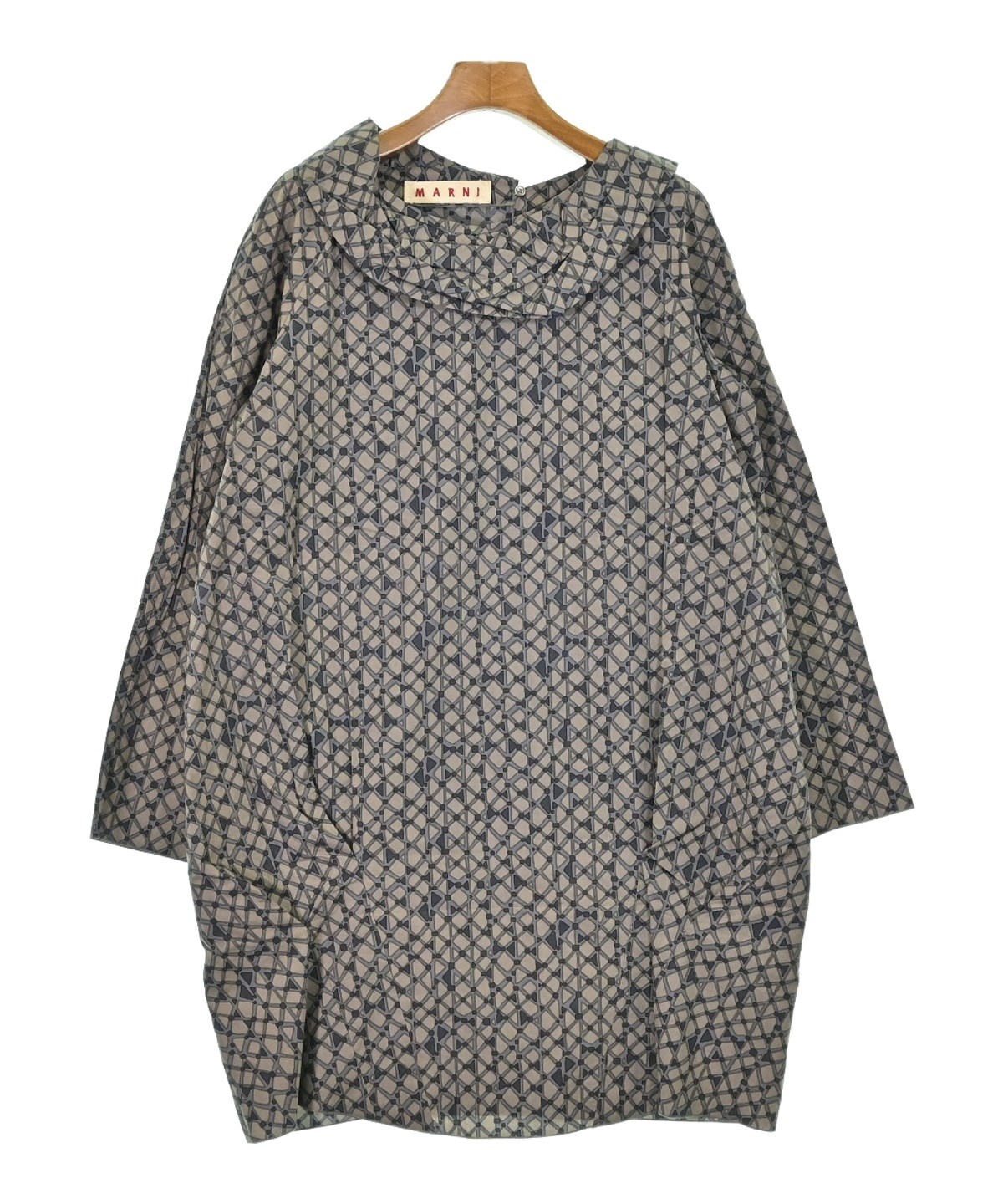 MARNI - MARNI マルニ スウェット 40(M位) グレーx黒 【古着】【中古】 MARNI - MARNI マルニ スウェット 44(S位) エンジ系 【古着
