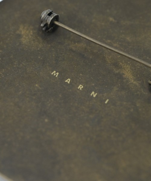 MARNI（マルニ）ブローチ・コサージュ 茶 サイズ:- レディース/2200614447118