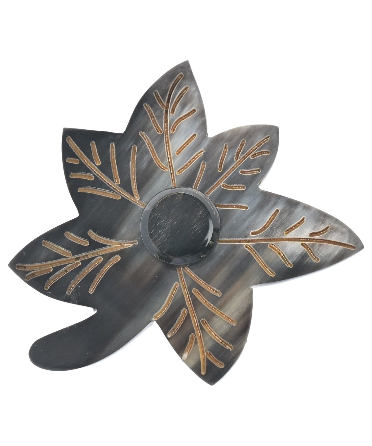 新品未使用マルニブローチmarni人形ブローチ 新品】marni マルニ デザイン ブローチ アクセサリー - メルカリ