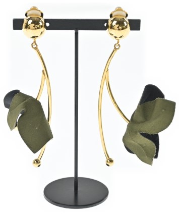【MARNI】 ピアス 人魚 2点セット 【残りわずか】 MARNI（マルニ）ピアス・イヤリング ゴールド サイズ