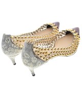 Christian Louboutin（クリスチャンルブタン）パンプス ゴールド サイズ:EU35 1/2(22cm位) レディース/2200617812616