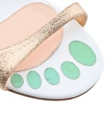 Christian Louboutin（クリスチャンルブタン）パンプス ゴールド サイズ:EU37(23.5cm位) レディース/2200698848702
