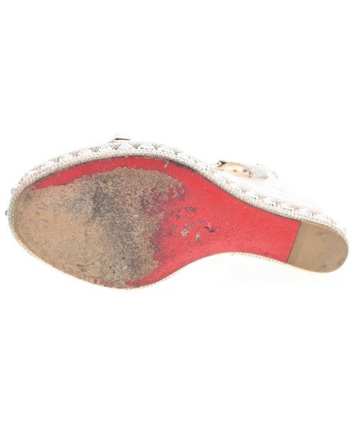 Christian Louboutin（クリスチャンルブタン）サンダル ゴールド サイズ:EU36(22.5cm位) レディース/2200710542052